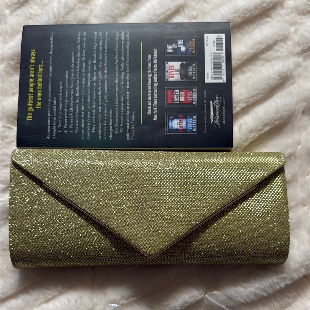 Gold Evening Clutch with detachable chains NEW - Picture 2 of 5